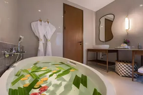 Super Spacious Affordable 6BR Villas in Canggu - Image 3