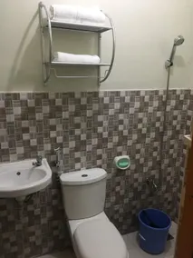 DMM GUESTHOUSE 1 - Image 5