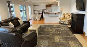 Lazy O Resort 7 bedroom 3 bathroom house - Image 3