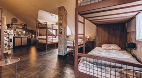Q PODGORICA Beds,Rooms and Friends - Image 2