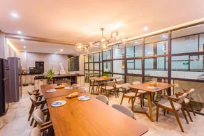 Jibian Jiyi Panoramic Hot Spring Inn - Image 3