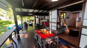 tahiti-bungalow at Teahupoo: beachfront with pountoon and mini pool - Image 4
