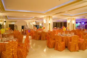 Heavenly Lake Hotel - Image 2
