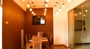 Liyon Hotel - Image 5