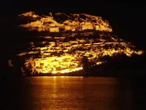 Marina Hotel - Image 5