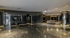 Marco Prestige, City Views, Pool, Gym & Sauna - Image 5