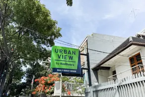 Urbanview Daily Guest House Pasteur Bandung - Image 3