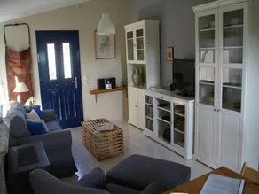Holiday Home with Garden in Kritinia - Image 2