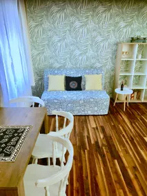 Romantic two bedroom apartments close to Normafa with free parking - Image 2