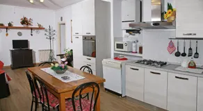 Agriturismo VILLA MOZART nel verde - Image 4
