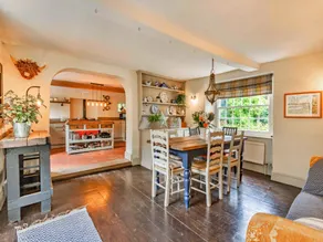 Historic House by River Nene  Beach Access - Image 3