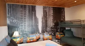 Room near the airport - Image 3