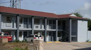 Royal Inn - Image 4