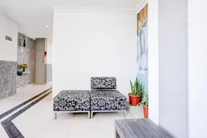Super Townhouse Oak Bharuch Near Railway Station - Image 4