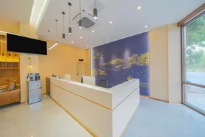 Ludian Yueyue Hotel - Image 3