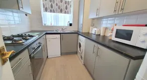 Wentworth Apartment with 2 bedrooms, Superfast Wi-Fi and Parking - Image 3