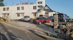 Heavess Peak Hotel - Image 4