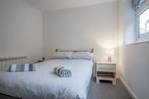 Pharmacy Court - 2 Bedroom Apartment - Saundersfoot - Image 3