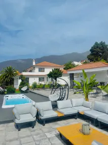 Seven bed villa in La Orotava with ocean view - Image 2