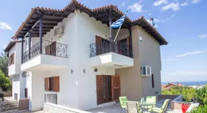 Τraditional fully detached villa on a luxurious hillock of Thessaloniki with its own garden also for family & wedding gatherings for 10 to 25 people only 15 minutes from airport - Image 5