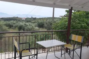JENNY'S HOLIDAY HOUSE - Image 1