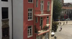 Elegance on a Budget - Rooms for Rent in Sofia Center - Image 3