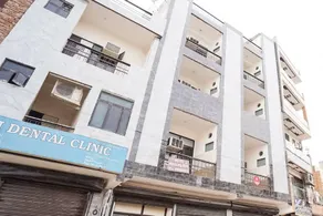 OYO Flagship 69520 Amazing Stays Near M2k Cinemas Rohini - Image 2