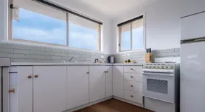 Island Vista - Freycinet Holiday Houses - Image 5