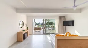 Thimios Suites Adults Only - Image 4