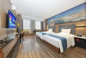Yeste Hotel Beiliu Central Plaza Bus Terminal - Image 2