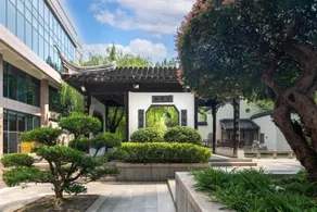 Grand Rezen Hotel Wuxi - Image 5