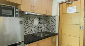Close by the airports and tourist attractions - Image 4