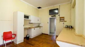 Hasate Guest House 10 Florence street Oakdale Belliville 7530 cape town south African - Image 4