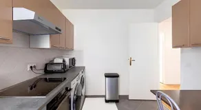 Spacious 3BR - Sleeps 10 - Trocadero - Image 5