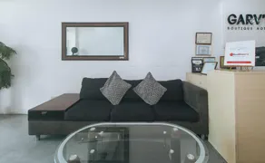 RedDoorz Plus at Boni Avenue Mandaluyong - Image 3