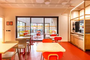 easyHotel Valencia Ciutat Vella - Image 4