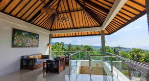 Luxurious, Seaview, Private Pool, 3-Bedroom Villa in Seraya - Image 2