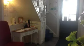 Cleasewood Guest House - Image 5