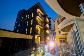 P.72 Hotel - Image 2