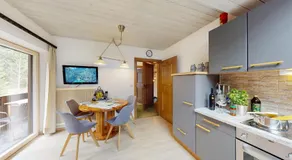 Double room, shower, toilet - Image 3