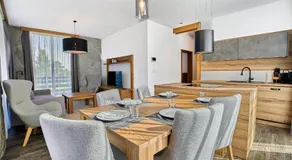 Vila HIMALAYA with FREE parking - Image 2