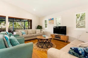 Beach House at Tallows - pet-friendly 4 BR retreat - Image 2