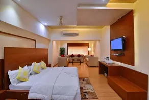 Hotel Saffron - Image 2