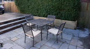 Entire 3-bed house near Cheltenham racecourse and town - Image 3
