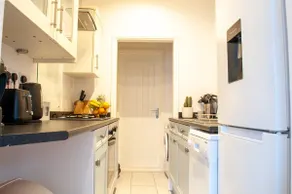 Bedford Rd Apartment Ideal for Hospital & Town Centre - Image 4