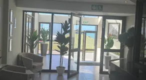 Marine Hotel - Image 4