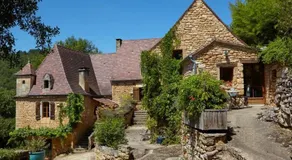 Domaine de Cantegrel - Gîtes de Charme et Suite Troglodyte en Périgord - Image 2