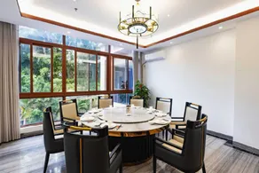 Wuzhishan Central Hotel - Image 5