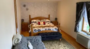 Chez Helen - Image 2