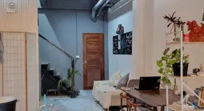 Casita Hostel House Bangkok - Image 2